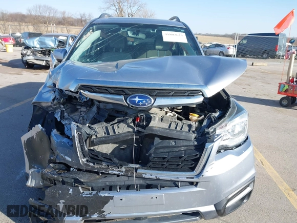 2017 Subaru Forester Premium with VIN JF2SJAGCXHH531331, listed as a IAAI auction lot 41802625 with 86,000 mi miles. Bid and sale history available at carsss.com. Image 6.