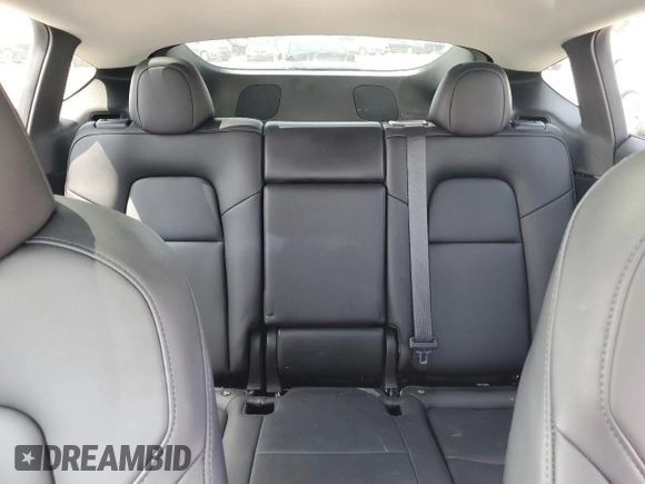 2024 Tesla Model Y Long Range with VIN 7SAYGDEE4RA228916, listed as a Copart auction lot 54921575 with 13,607 mi miles and Salvage title. Bid and sale history available at DreamBid. Image 10.