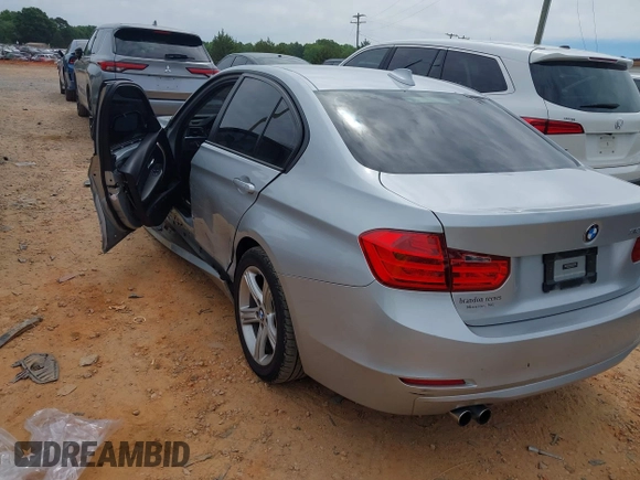 2015 BMW 3 Series 328i with VIN WBA3A5C59FP605386, listed as a IAAI auction lot 42309429 with 164,463 mi miles and . Bid and sale history available at DreamBid. Image 3.
