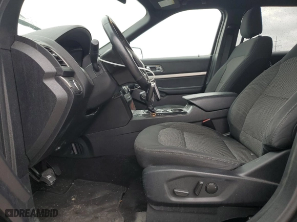2019 Ford Explorer XLT with VIN 1FM5K7D82KGA39025, listed as a Copart auction lot 53251925 with 98,668 mi miles and Salvage Title. Bid and sale history available at carsss.com. Image 7.
