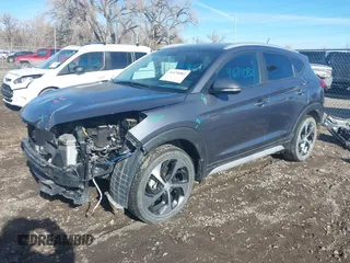 2017 Hyundai Tucson Limited z VIN KM8J3CA29HU408462, wystawiony jako IAAI lot #41674082 z przebiegiem 92 682 mil mil oraz . Historia ofert i sprzedaży dostępna na DreamBid. Obrazek 19.