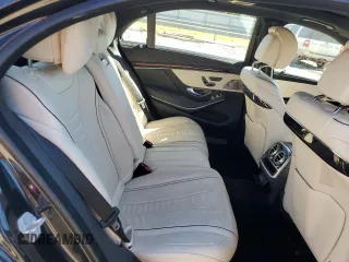 2018 Mercedes-Benz S 560 with VIN WDDUG8DB3JA367158, listed as a Copart auction lot 46992275 with 71,540 mi miles and Salvage Title. Bid and sale history available at carsss.com. Image 10.