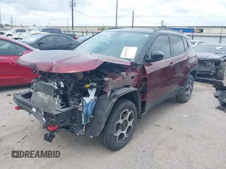 2022 Jeep Compass Trailhawk with VIN 3C4NJDDB3NT203092, listed as a IAAI auction lot 42017373 with Not provided miles and . Bid and sale history available at DreamBid. Image 18.