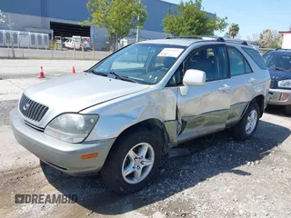 2000 Lexus RX 300 with VIN JT6GF10U1Y0064315, listed as a IAAI auction lot 41895871 with 181,101 mi miles. Bid and sale history available at carsss.com. Image 2.