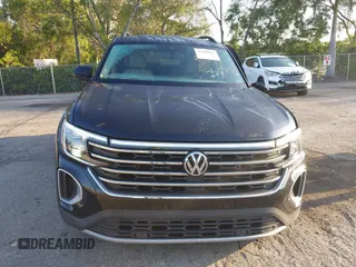 2024 Volkswagen Atlas SE with VIN 1V2WR2CA3RC538136, listed as a IAAI auction lot 42209115 with 23,660 mi miles and . Bid and sale history available at DreamBid. Image 13.