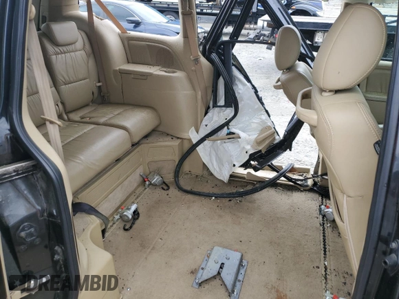 2008 Honda Odyssey Touring z VIN 5FNRL38848B072486, wystawiony jako Copart lot #50637595 z przebiegiem 167 469 mil mil oraz Szkoda całkowita • Salvage title. Historia ofert i sprzedaży dostępna na DreamBid. Obrazek 11.