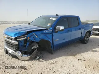 2024 Chevrolet Silverado 1500 LT with VIN 3GCPACED3RG194363, listed as a Copart auction lot 49748415 with 31,627 mi miles and Salvage Title. Bid and sale history available at DreamBid. Image 1.