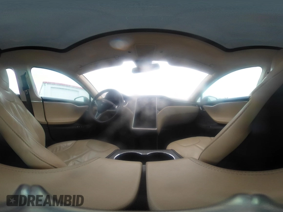 2013 Tesla Model S с VIN 5YJSA1CG0DFP14013, выставлен на аукционе IAAI как лот 42352134 с пробегом 99 996 миль миль и . История ставок и продаж доступна на DreamBid. Изображение 18.