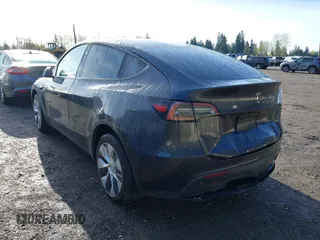 2024 Tesla Model Y с VIN 7SAYGDED1RF056306, выставлен на аукционе IAAI как лот 42683616 с пробегом 7 423 миль миль и . История ставок и продаж доступна на DreamBid. Изображение 3.