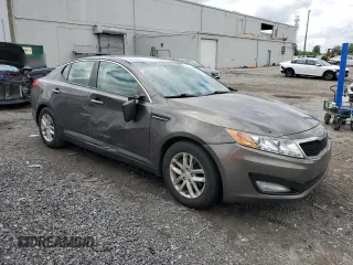 2012 Kia Optima LX z VIN 5XXGM4A72CG051623, wystawiony jako Copart lot #57206105 z przebiegiem 198 442 mil mil oraz Czysty tytuł • Clean title. Historia ofert i sprzedaży dostępna na DreamBid. Obrazek 4.