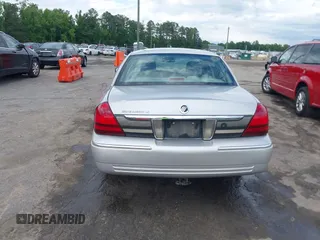 2008 Mercury Grand Marquis LS z VIN 2MEHM75V68X601123, wystawiony jako IAAI lot #42214809 z przebiegiem Nie podano mil oraz . Historia ofert i sprzedaży dostępna na DreamBid. Obrazek 16.
