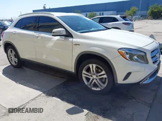 2017 Mercedes-Benz GLA 250 z VIN WDCTG4EB9HJ353489, wystawiony jako IAAI lot #41614506 z przebiegiem 166 054 mil mil oraz . Historia ofert i sprzedaży dostępna na DreamBid. Obrazek 1.