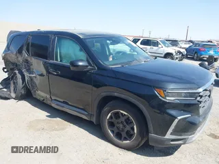 2025 Honda Pilot EX-L with VIN 5FNYG2H49SB002979, listed as a IAAI auction lot 42571340 with 10,598 mi miles and . Bid and sale history available at DreamBid. Image 1.