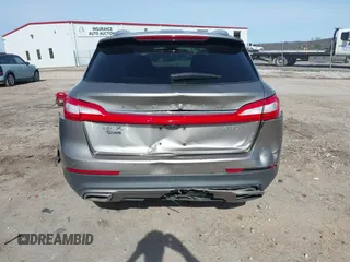 2016 Lincoln MKX Reserve with VIN 2LMTJ8LR0GBL53544, listed as a IAAI auction lot 41729454 with 92,068 mi miles. Bid and sale history available at carsss.com. Image 6.