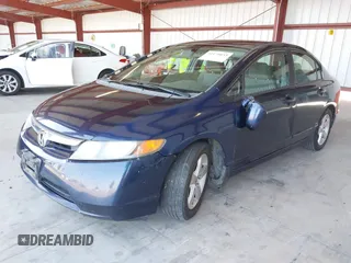 2008 Honda Civic LX z VIN 1HGFA16538L095147, wystawiony jako IAAI lot #42175033 z przebiegiem 287 112 mil mil oraz . Historia ofert i sprzedaży dostępna na DreamBid. Obrazek 2.