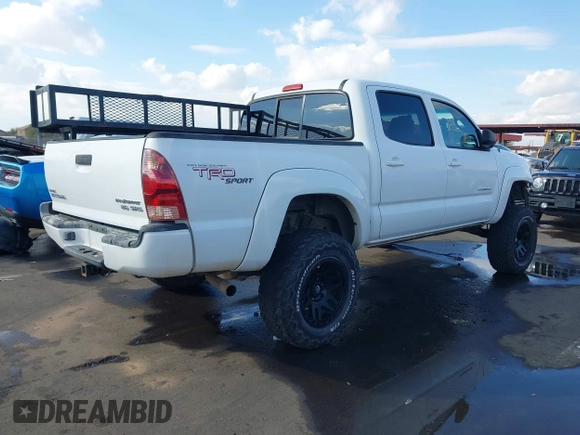 2007 Toyota Tacoma PreRunner z VIN 3TMJU62N87M029323, wystawiony jako IAAI lot #41462575 z przebiegiem 211 104 mil mil oraz . Historia ofert i sprzedaży dostępna na DreamBid. Obrazek 4.