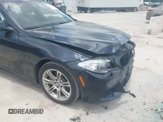 2013 BMW 5 Series 528i xDrive z VIN WBAXH5C57DD111765, wystawiony jako IAAI lot #42293035 z przebiegiem 118 786 mil mil oraz . Historia ofert i sprzedaży dostępna na DreamBid. Obrazek 14.