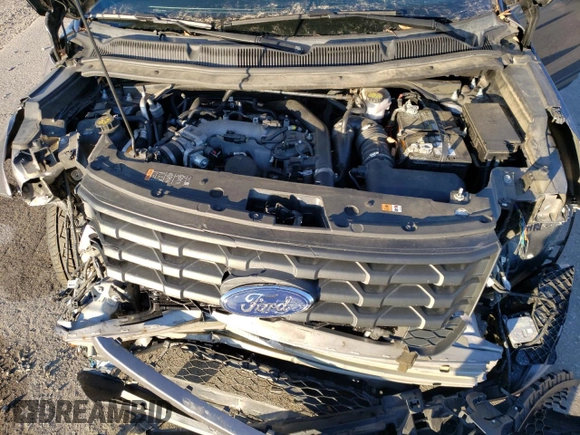 2018 Ford Police Interceptor Utility z VIN 1FM5K8AT7JGA57808, wystawiony jako Copart lot #82631264 z przebiegiem 123 019 mil mil oraz Szkoda całkowita • Salvage title. Historia ofert i sprzedaży dostępna na DreamBid. Obrazek 12.