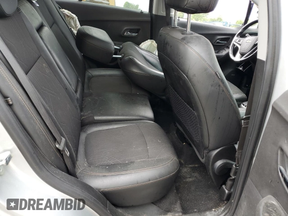 2020 Chevrolet Trax LT with VIN 3GNCJLSB4LL107206, listed as a Copart auction lot 62910035 with 135,480 mi miles and Salvage title. Bid and sale history available at DreamBid. Image 11.