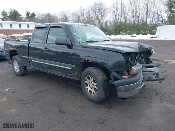 2004 Chevrolet Silverado 1500 Z71 with VIN 2GCEK19TX41155507, listed as a IAAI auction lot 41570180 with NaN miles. Bid and sale history available at carsss.com. Image 1.
