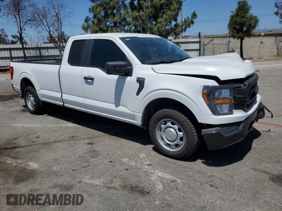 2023 Ford F-150 XL with VIN 1FTEX1CP5PKG20325, listed as a Copart auction lot 58496325 with 31,182 mi miles and Salvage title. Bid and sale history available at DreamBid. Image 4.