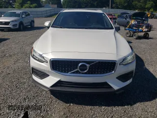 2020 Volvo V60 z VIN YV4102WK2L1040830, wystawiony jako Copart lot #60741723 z przebiegiem 55 640 mil mil oraz . Historia ofert i sprzedaży dostępna na DreamBid. Obrazek 5.