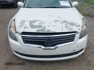 2009 Nissan Altima S with VIN 1N4AL21E79C143997, listed as a IAAI auction lot 42225400 with 196,163 mi miles and . Bid and sale history available at DreamBid. Image 6.