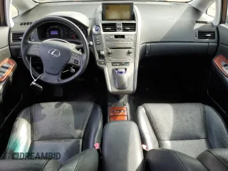 2010 Lexus HS 250h z VIN JTHBB1BA6A2011975, wystawiony jako Copart lot #58783405 z przebiegiem 203 191 mil mil oraz Tytuł czysty. Historia ofert i sprzedaży dostępna na DreamBid. Obrazek 8.