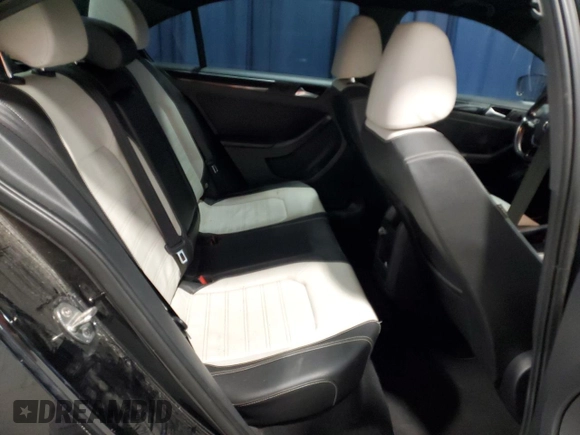 2015 Volkswagen Jetta Sport with VIN 3VWD17AJ3FM225241, listed as a Copart auction lot 59480405 with 134,697 mi miles and Clean title. Bid and sale history available at DreamBid. Image 10.