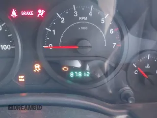 2007 Jeep Wrangler Unlimited X with VIN 1J4GA39147L157588, listed as a IAAI auction lot 41637089 with 87,812 mi miles and . Bid and sale history available at DreamBid. Image 7.