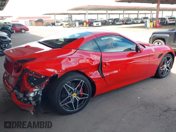 2015 Ferrari California T с VIN ZFF77XJA5F0211604, выставлен на аукционе IAAI как лот 42379871 с пробегом 3 140 миль миль и . История ставок и продаж доступна на DreamBid. Изображение 4.