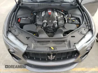 2022 Maserati Levante Modena S with VIN ZN661ZUM6NX395291, listed as a Copart auction lot 84021184 with 31,464 mi miles and Salvage Title. Bid and sale history available at carsss.com. Image 12.