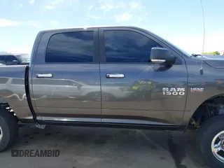 2016 Ram 1500 Big Horn z VIN 3C6RR7LT0GG169525, wystawiony jako IAAI lot #42073312 z przebiegiem 116 965 mil mil oraz . Historia ofert i sprzedaży dostępna na DreamBid. Obrazek 13.