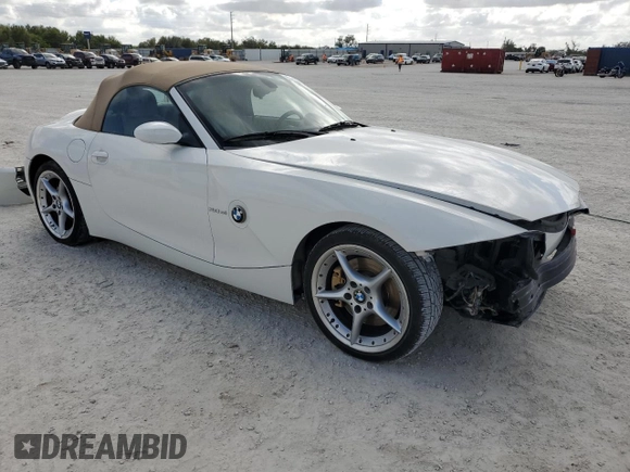 2006 BMW Z4 3.0si with VIN 4USBU53556LX00647, listed as a Copart auction lot 83436974 with 70,077 mi miles and Salvage title. Bid and sale history available at DreamBid. Image 4.