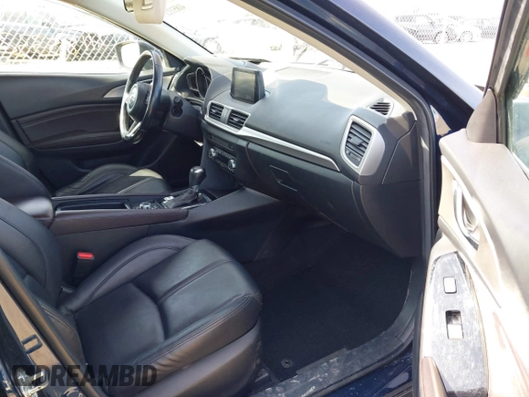 2017 Mazda 3 Touring with VIN 3MZBN1L7XHM119916, listed as a IAAI auction lot 41853321 with 118,822 mi miles. Bid and sale history available at carsss.com. Image 5.