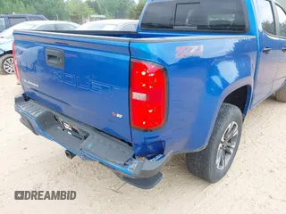 2022 Chevrolet Colorado 4WD Z71 z VIN 1GCGTDEN8N1152160, wystawiony jako IAAI lot #42103617 z przebiegiem 43 304 mil mil oraz . Historia ofert i sprzedaży dostępna na DreamBid. Obrazek 6.