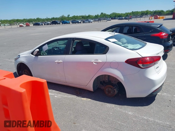 2017 Kia Forte LX with VIN 3KPFL4A70HE008347, listed as a IAAI auction lot 42028615 with 1 mi miles. Bid and sale history available at carsss.com. Image 13.