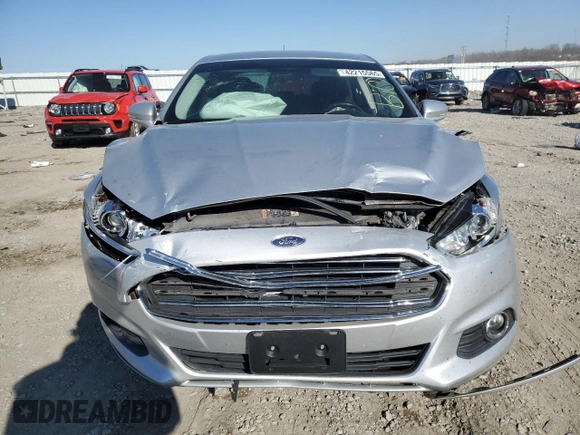 2014 Ford Fusion SE with VIN 1FA6P0H79E5397795, listed as a Copart auction lot 42215565 with 0 mi miles and Salvage Title. Bid and sale history available at carsss.com. Image 5.