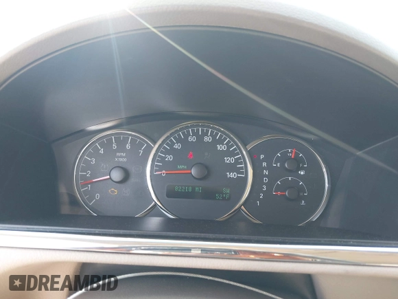 2007 Buick LaCrosse CXL with VIN 2G4WD582171243893, listed as a IAAI auction lot 41939469 with 82,218 mi miles. Bid and sale history available at carsss.com. Image 7.