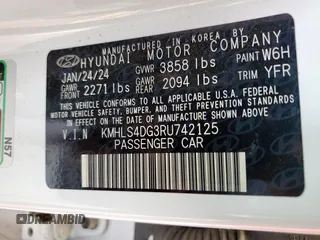 2024 Hyundai Elantra SEL z VIN KMHLS4DG3RU742125, wystawiony jako Copart lot #53405435 z przebiegiem 29 028 mil mil oraz Szkoda całkowita • Salvage title. Historia ofert i sprzedaży dostępna na DreamBid. Obrazek 12.