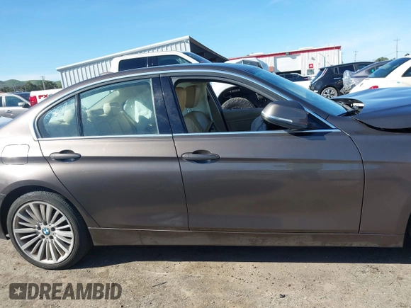 2013 BMW 3 Series 328i with VIN WBA3A5C54DF351332, listed as a IAAI auction lot 41547266 with 102,403 mi miles. Bid and sale history available at carsss.com. Image 13.