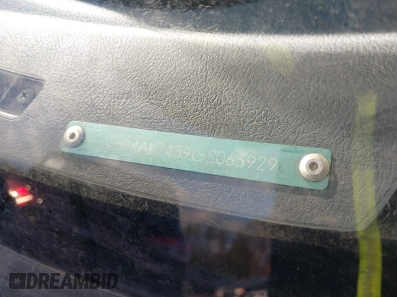1986 Honda Civic z VIN JHMAK7439GS063929, wystawiony jako IAAI lot #41594413 z przebiegiem Nie podano mil oraz . Historia ofert i sprzedaży dostępna na DreamBid. Obrazek 11.