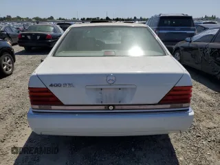 1993 Mercedes-Benz 400 z VIN WDBGA43E3PA132912, wystawiony jako Copart lot #53191945 z przebiegiem 108 332 mil mil oraz Czysty tytuł • Clean title. Historia ofert i sprzedaży dostępna na DreamBid. Obrazek 6.