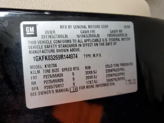 2009 GMC Yukon Denali z VIN 1GKFK03269R144974, wystawiony jako Copart lot #49354815 z przebiegiem 141 569 mil mil oraz Szkoda całkowita • Salvage title. Historia ofert i sprzedaży dostępna na DreamBid. Obrazek 13.