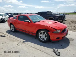2011 Ford Mustang V6 z VIN 1ZVBP8AM1B5115763, wystawiony jako Copart lot #60363705 z przebiegiem 165 224 mil mil oraz Szkoda całkowita • Salvage title. Historia ofert i sprzedaży dostępna na DreamBid. Obrazek 4.