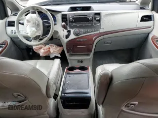 2013 Toyota Sienna XLE AAS with VIN 5TDYK3DCXDS333764, listed as a Copart auction lot 77682814 with 131,915 mi miles and Salvage Title. Bid and sale history available at DreamBid. Image 8.