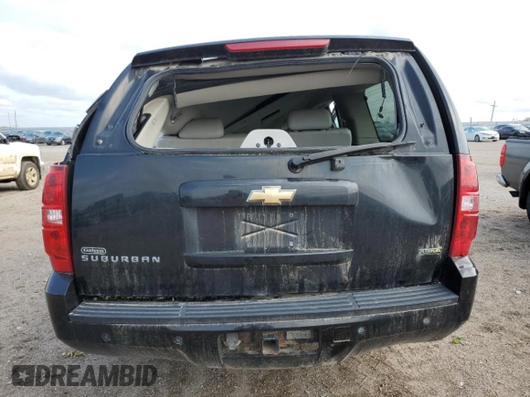 2007 Chevrolet Suburban LTZ with VIN 3GNFK16377G177721, listed as a Copart auction lot 66013204 with 226,713 mi miles and Clean Title. Bid and sale history available at carsss.com. Image 6.