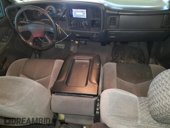 2004 Chevrolet Avalanche z VIN 3GNEC12TX4G215422, wystawiony jako Copart lot #44865345 z przebiegiem 200 240 mil mil oraz Czysty tytuł • Clean title. Historia ofert i sprzedaży dostępna na DreamBid. Obrazek 8.