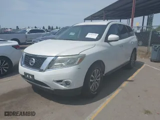 2014 Nissan Pathfinder SV with VIN 5N1AR2MM5EC647434, listed as a IAAI auction lot 41957496 with 114,420 mi miles. Bid and sale history available at carsss.com. Image 2.