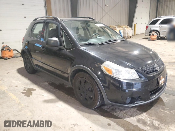 2010 Suzuki SX4 with VIN JS2YB5A3XA6302600, listed as a Copart auction lot 81420904 with 129,139 mi miles and Clean Title. Bid and sale history available at carsss.com. Image 4.